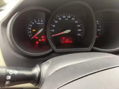 Scrapping Vehicle kia rio basic of the year 2001 powered g4la