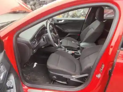 Scrapping Vehicle ford focus lim. st-line of the year 2001 powered b7dc