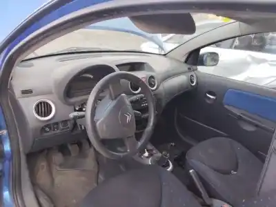 Veículo de Sucata citroen c2 audace do ano 2001 alimentado 