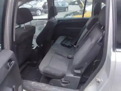 Veículo de Sucata opel zafira b cosmo do ano 2001 alimentado a17dtj