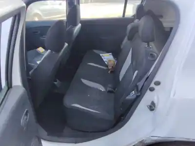 Veículo de Sucata dacia sandero stepway do ano 2001 alimentado h4b b4