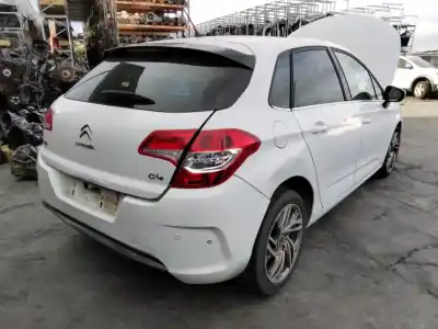 Sloopvoertuig citroen c4 lim. exclusive van het jaar 2001 aangedreven 