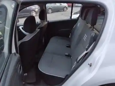 Veículo de Sucata dacia sandero ambiance do ano 2001 alimentado k9k892