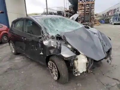 Veicolo di demolizione kia ceed (jd) 1.4 concept dell'anno 2001 alimentato 