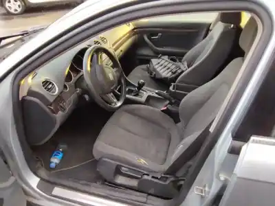 Scrapping Vehicle seat exeo (3r2) 2.0 tdi of the year 2001 powered cag