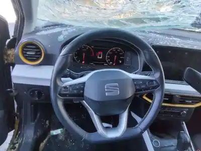 Veicolo di demolizione seat arona reference plus dell'anno 2001 alimentato dla