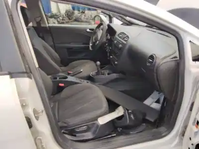 Scrapping Vehicle seat leon (1p1) reference of the year 2001 powered cay