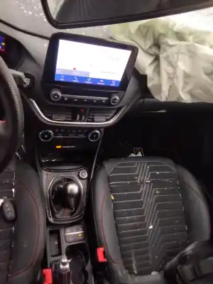 Veículo de Sucata ford puma hybrid st-line 125 cv / 92 kw do ano 2001 alimentado b7jb