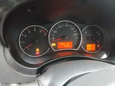 Veicolo di demolizione renault koleos bose edition dell'anno 2001 alimentato m9r856