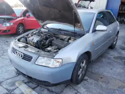 Veicolo di demolizione audi a3 (8l1) 1.8 dell'anno 2001 alimentato 0