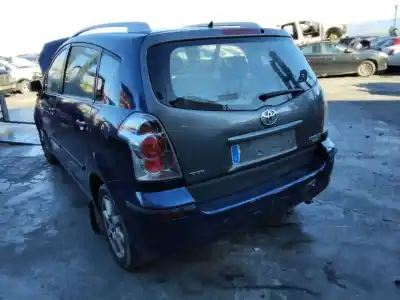 Scrapping Vehicle toyota corolla (e12) 2.0 d-4d linea sol berlina of the year 2001 powered 1cdftv