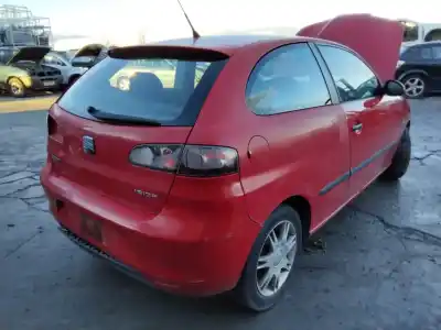 Veículo de Sucata seat ibiza (6l1) reference do ano 2001 alimentado 