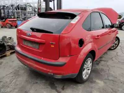 Veículo de Sucata ford focus berlina (cap) ambiente (d) do ano 2001 alimentado hhda