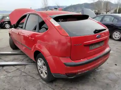 Veículo de Sucata ford focus berlina (cap) ambiente (d) do ano 2001 alimentado hhda