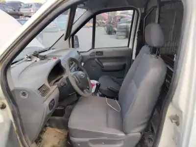 Véhicule à la ferraille ford transit connect (tc7) furgón (2006->) de l'année 2001 alimenté 