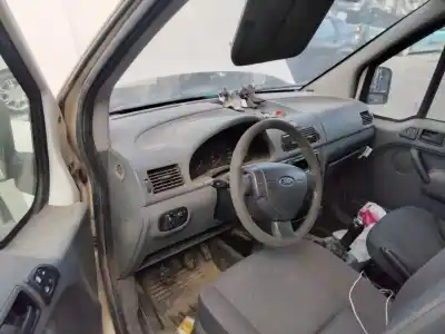 Véhicule à la ferraille ford transit connect (tc7) furgón (2006->) de l'année 2001 alimenté 