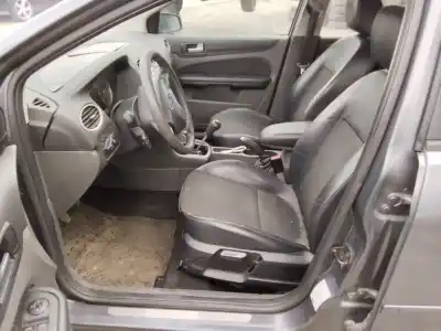 Veículo de Sucata ford focus berlina (cap) ghia do ano 2001 alimentado 