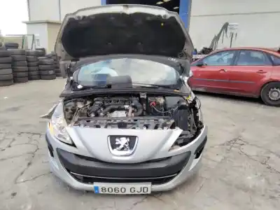 Veículo de Sucata peugeot 308 confort do ano 2001 alimentado 9hx
