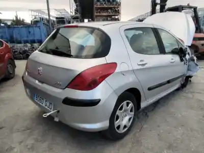 Veículo de Sucata peugeot 308 confort do ano 2001 alimentado 9hx