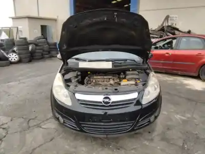 Veículo de Sucata opel corsa d ´´111 years´´ do ano 2001 alimentado z13dth