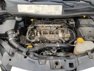 Veículo de Sucata opel corsa d ´´111 years´´ do ano 2001 alimentado z13dth
