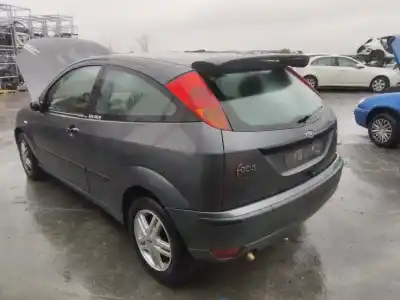 Veicolo di demolizione ford focus berlina (cak) trend dell'anno 2001 alimentato 