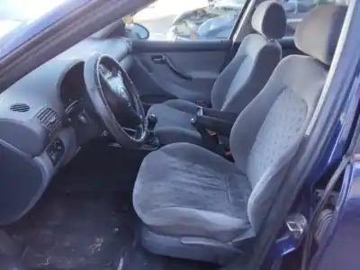 Veicolo di demolizione seat toledo (1m2) select dell'anno 2001 alimentato 