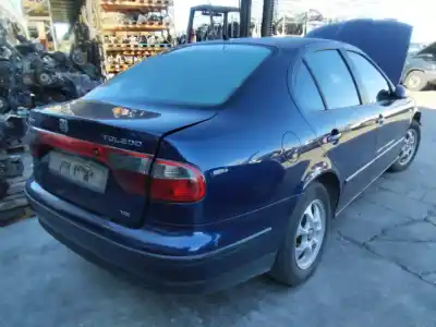 Veicolo di demolizione seat toledo (1m2) select dell'anno 2001 alimentato 