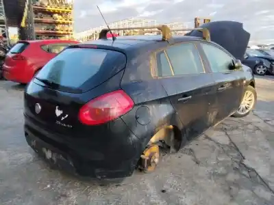 Veículo de Sucata fiat bravo (198) 1.9 16v dynamic multijet do ano 2001 alimentado 310a1027