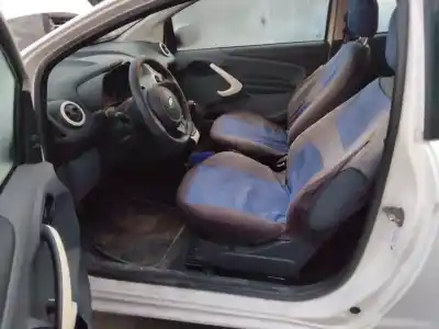 Veículo de Sucata ford ka (ccu) black&white edition do ano 2001 alimentado 