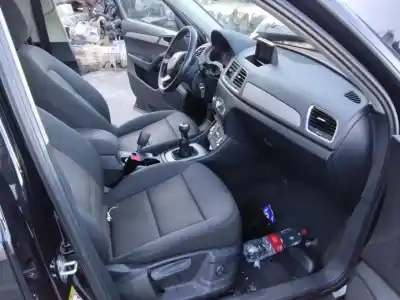 Vehicul casat audi q3 (8u) 2.0 tdi (103kw) advance al anului 2001 alimentat cff