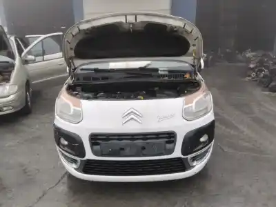 Véhicule à la ferraille CITROEN C3 PICASSO Exclusive de l'année 2001 alimenté 