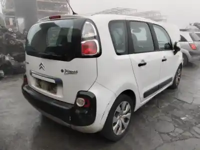 Verschrottungsfahrzeug citroen c3 picasso exclusive des jahres 2001 angetrieben 