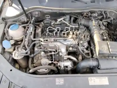 Veículo de Sucata volkswagen passat b6 (3c2) 2.0 tdi 16v do ano 2001 alimentado 0