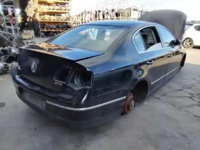 Veículo de Sucata volkswagen passat b6 (3c2) 2.0 tdi 16v do ano 2001 alimentado 0