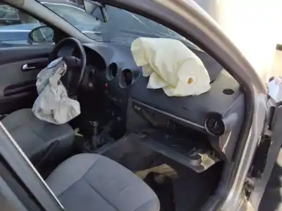 Veículo de Sucata seat ibiza (6l1) cool do ano 2001 alimentado 