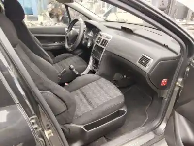 Veículo de Sucata peugeot 307 (s1) xs do ano 2001 alimentado 