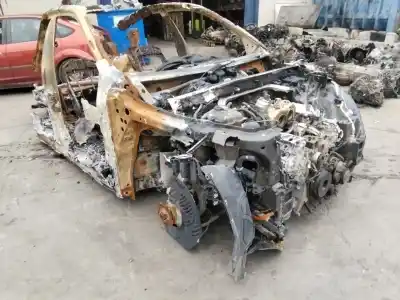 Scrapping Vehicle lamborghini urus urus 636 of the year 2001 powered (dhu)025025