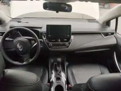 Veículo de Sucata toyota corolla (e21) hybrid style 140 cv / 103 kw do ano 2001 alimentado x2zr