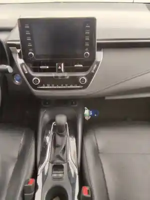 Veículo de Sucata toyota corolla (e21) hybrid style 140 cv / 103 kw do ano 2001 alimentado x2zr