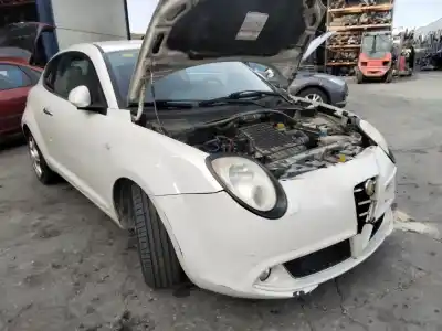 Veículo de Sucata alfa romeo mito (145) distinctive do ano 2001 alimentado 955a6000