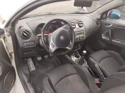 Veículo de Sucata alfa romeo mito (145) distinctive do ano 2001 alimentado 955a6000