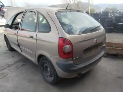 Veículo de Sucata CITROEN XSARA PICASSO (N68)  do ano 2001 alimentado 