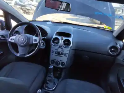 Verschrottungsfahrzeug opel corsa d cmon des jahres 2001 angetrieben z13dtr