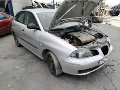 Verschrottungsfahrzeug seat ibiza (6l1) reference des jahres 2001 angetrieben 