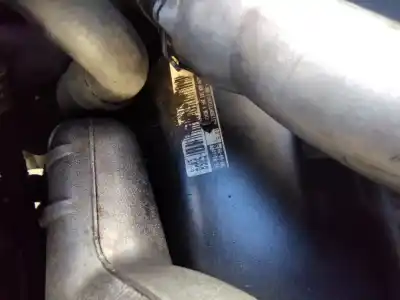 Verschrottungsfahrzeug VOLKSWAGEN T5 TRANSPORTER/FURGONETA  des Jahres 2001 angetrieben AXD