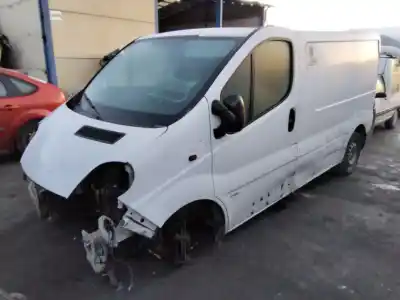 Verschrottungsfahrzeug OPEL VIVARO  des Jahres 2001 angetrieben 