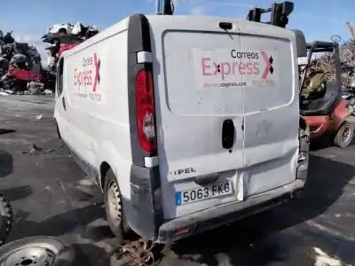 Sloopvoertuig opel vivaro combi 2.7t corto van het jaar 2001 aangedreven 