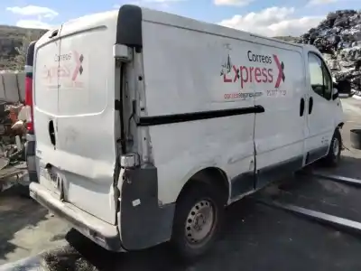 Sloopvoertuig opel vivaro combi 2.7t corto van het jaar 2001 aangedreven 