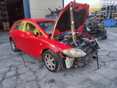 Veículo de Sucata seat leon (1p1) comfort limited do ano 2001 alimentado bkc